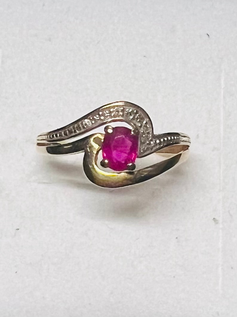 Bague en or jaune 18 carats avec rubis – Taille 54